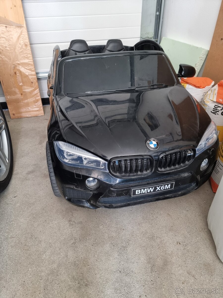 Elektrické autíčko BMW