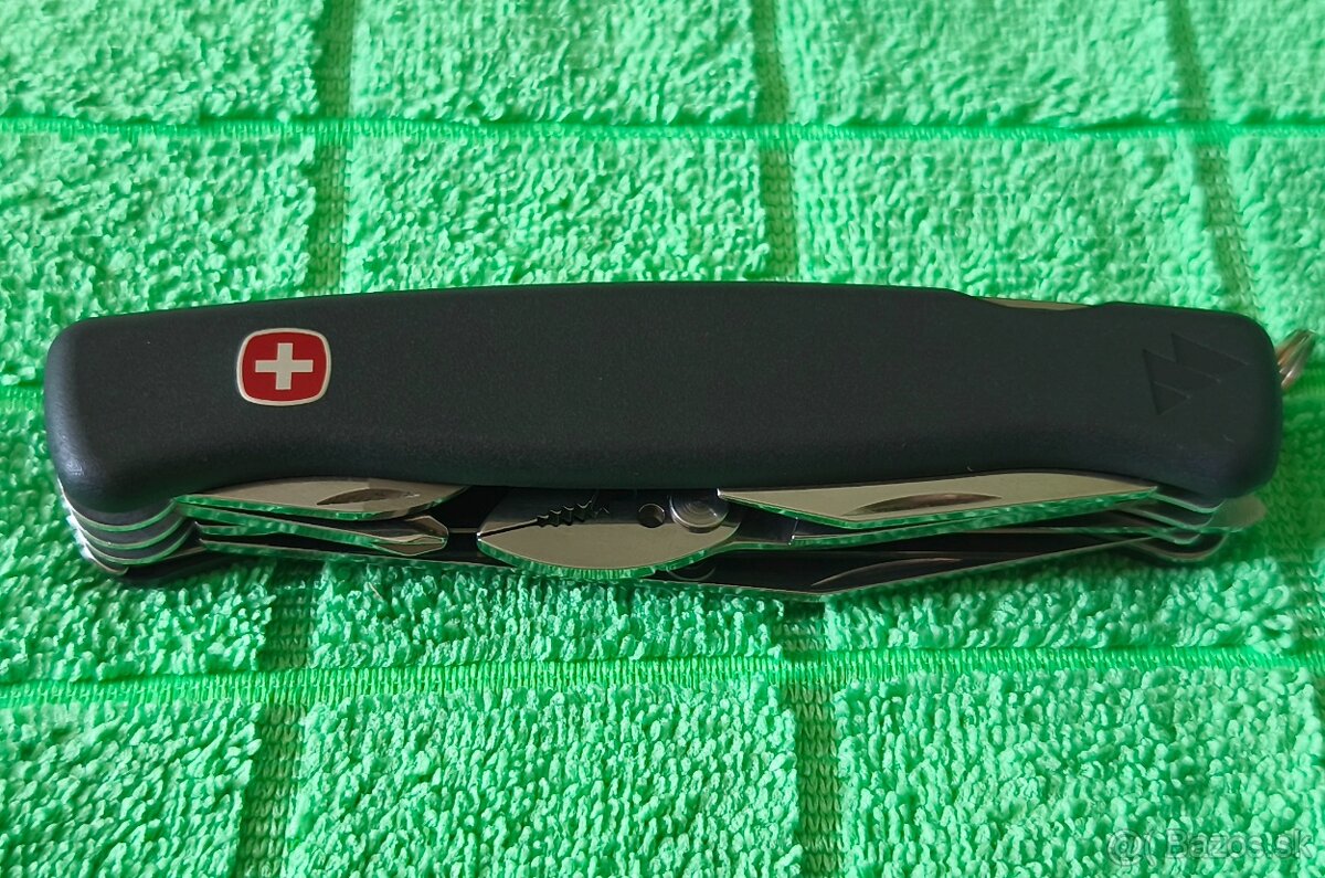 Wenger Delémont 04 Everest W120