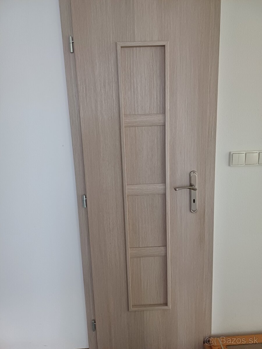 Dvere+zárubne