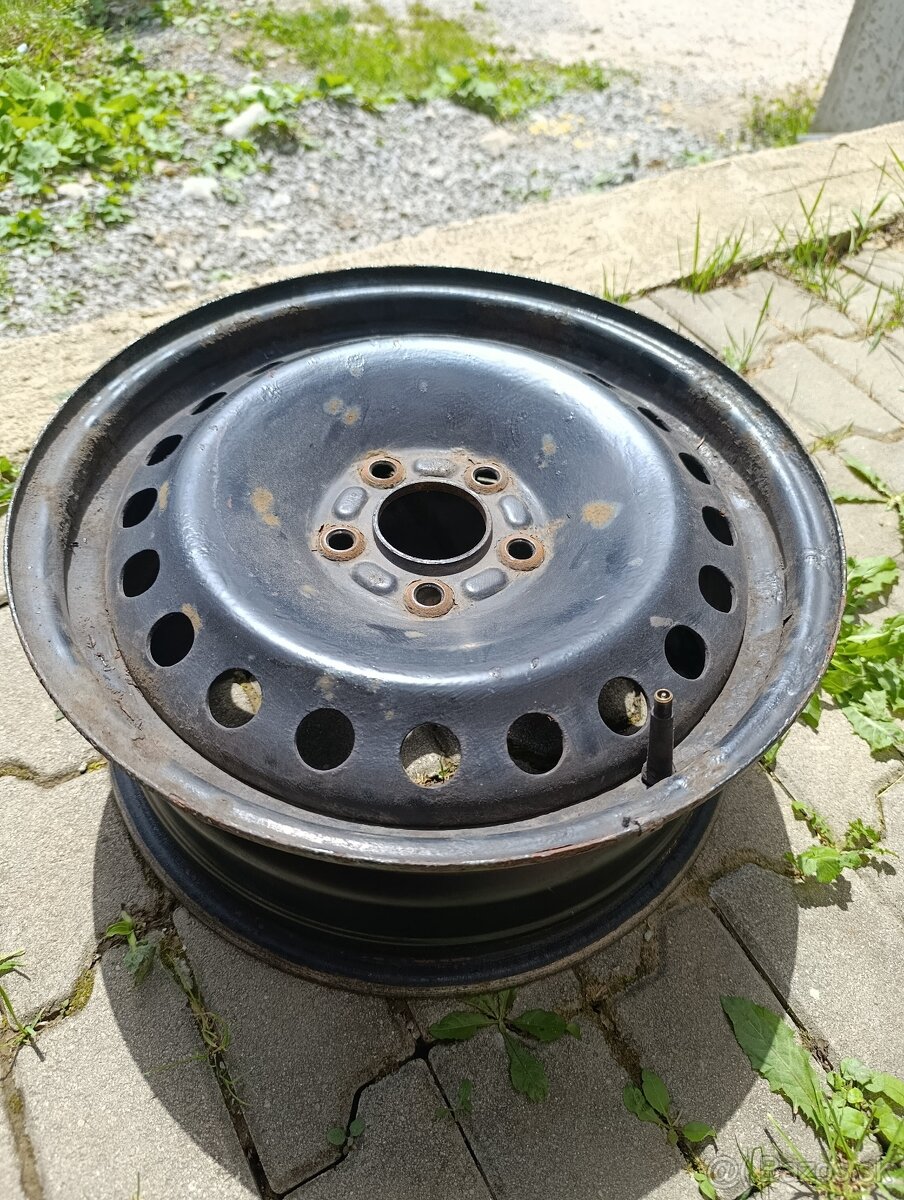 Plechové disky R16