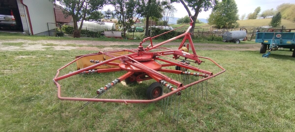 Zhrňovač-zhrabovač