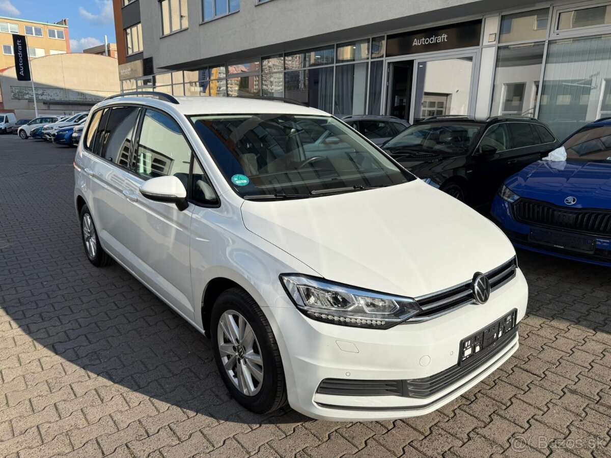 VW Touran Comfortline 2.0TDI 110kW DSG ACC- záruka Autodraft