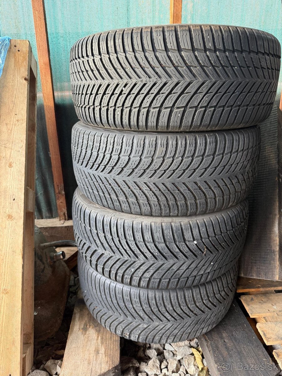 Nokian Seasonproof 225/40 R18 92V XL zimné - celoročné