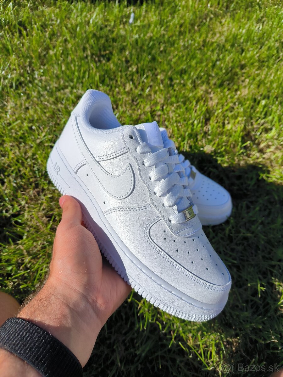 Nike Air Force 1 Triple White 38
