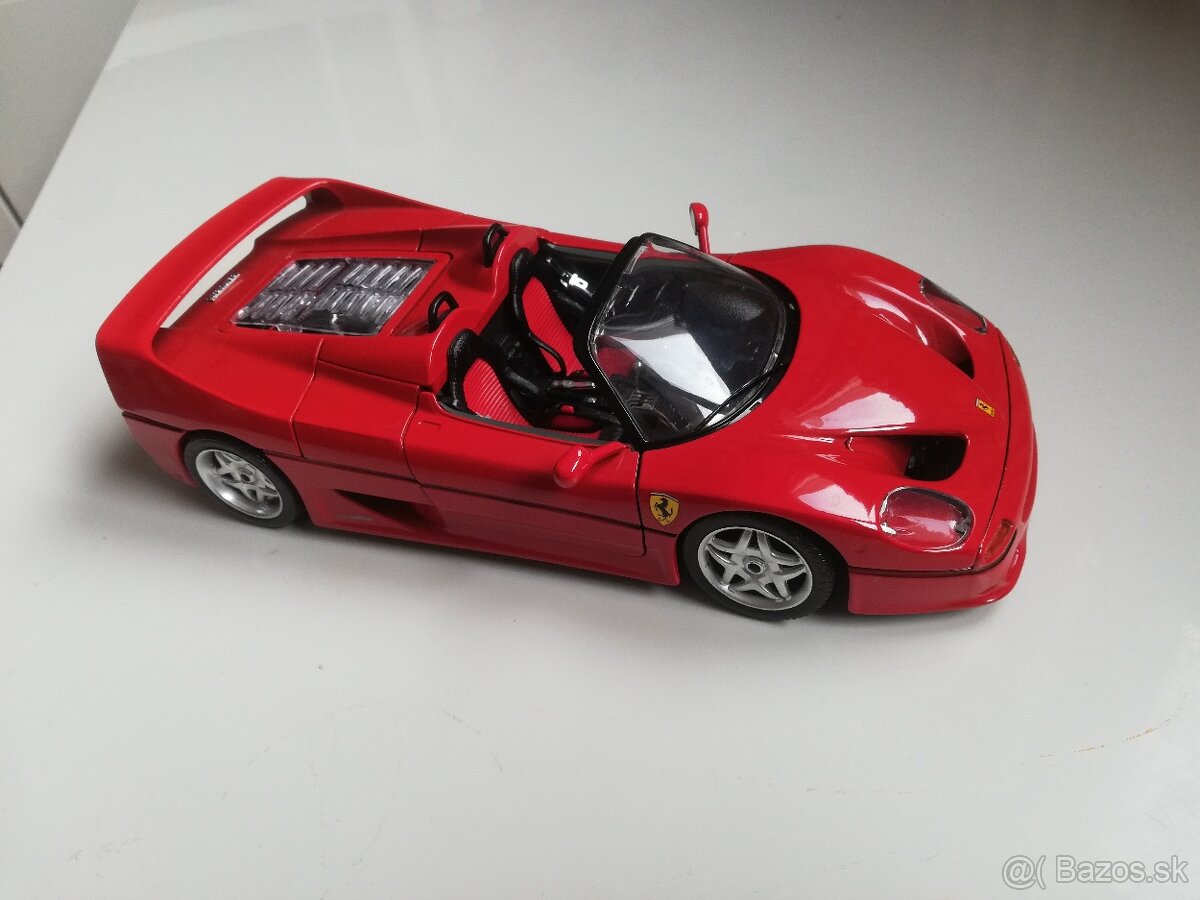 1:18  FERRARI F50  cervena Bburago