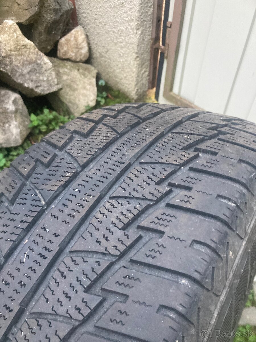 blue win suv superia 235/60 r18 zimne