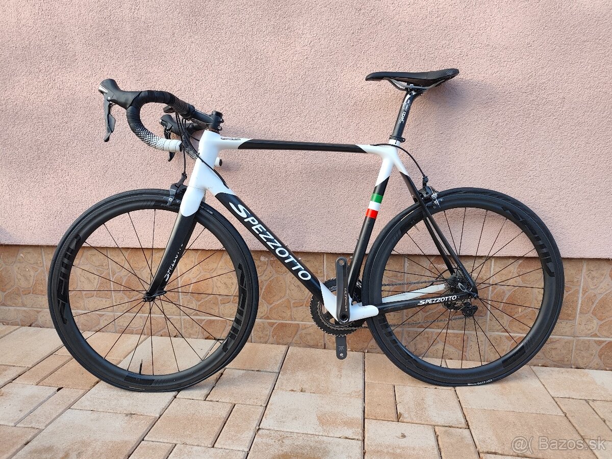 Cestný bicykel Spezzotto