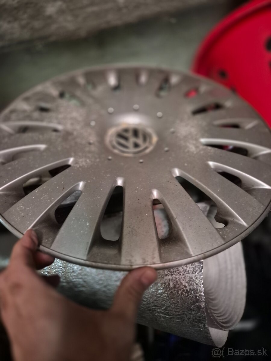 Kryty kolies - puklice VW