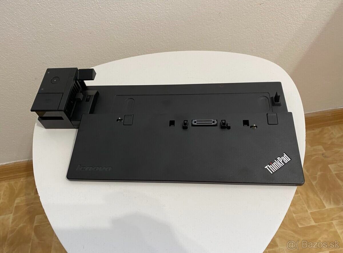 Predám dokovaciu stanicu na notebooky Lenovo Thinkpad Pro
