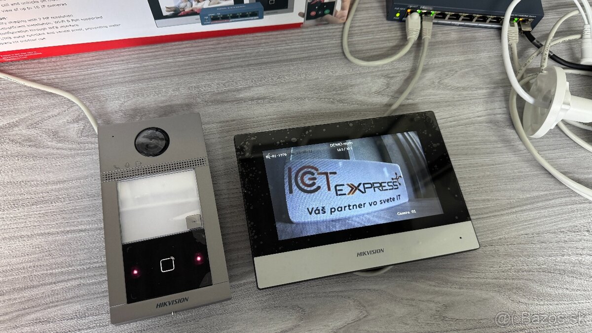 Zvonček s kamerou Hikvision - videozvonček