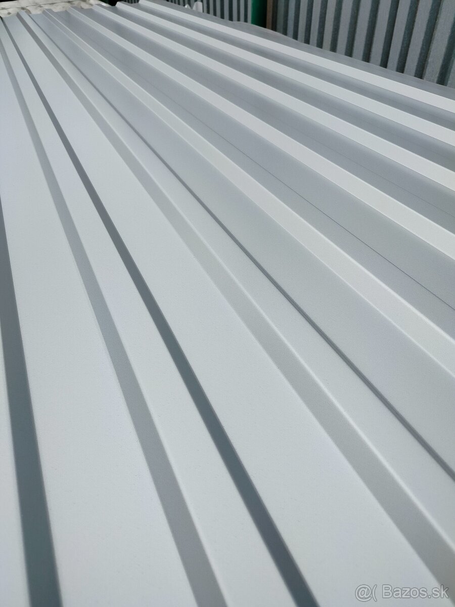 Trapezový plech T-18 0,6hr. 3m
