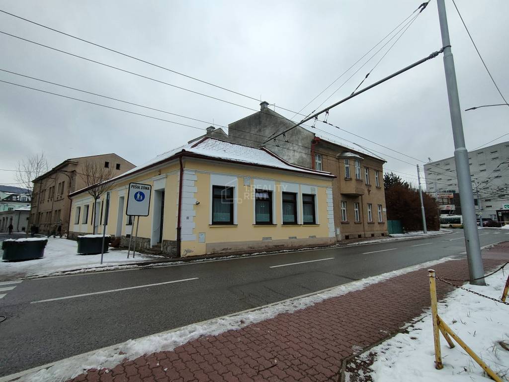 Predaj: Budova pre obchod a služby v centre Žiliny (MO)