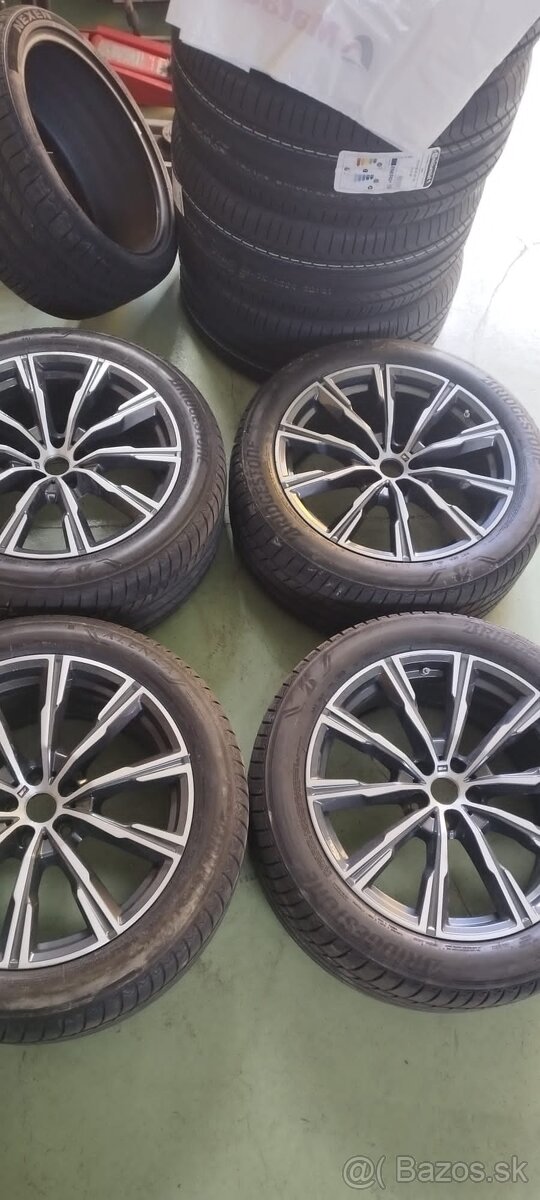 Bmw X5,X6 ,G05, G06 originalne disky s zimnymi pneu R20