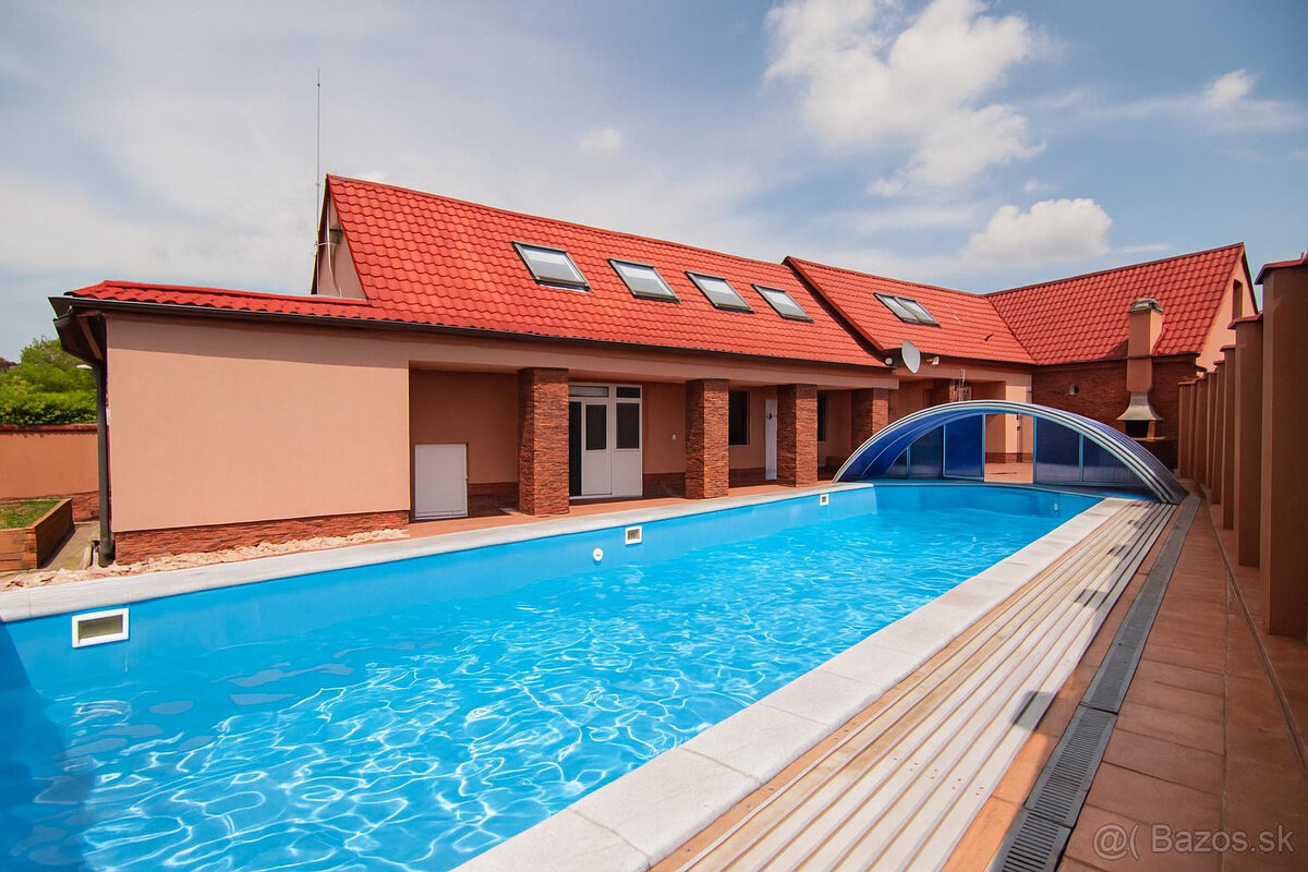 Predaj 7-izb. dom s bazénom na pozemku 561m2, Malé Leváre