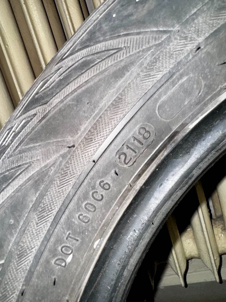 Zimne pneumatiky 235/55 R17
