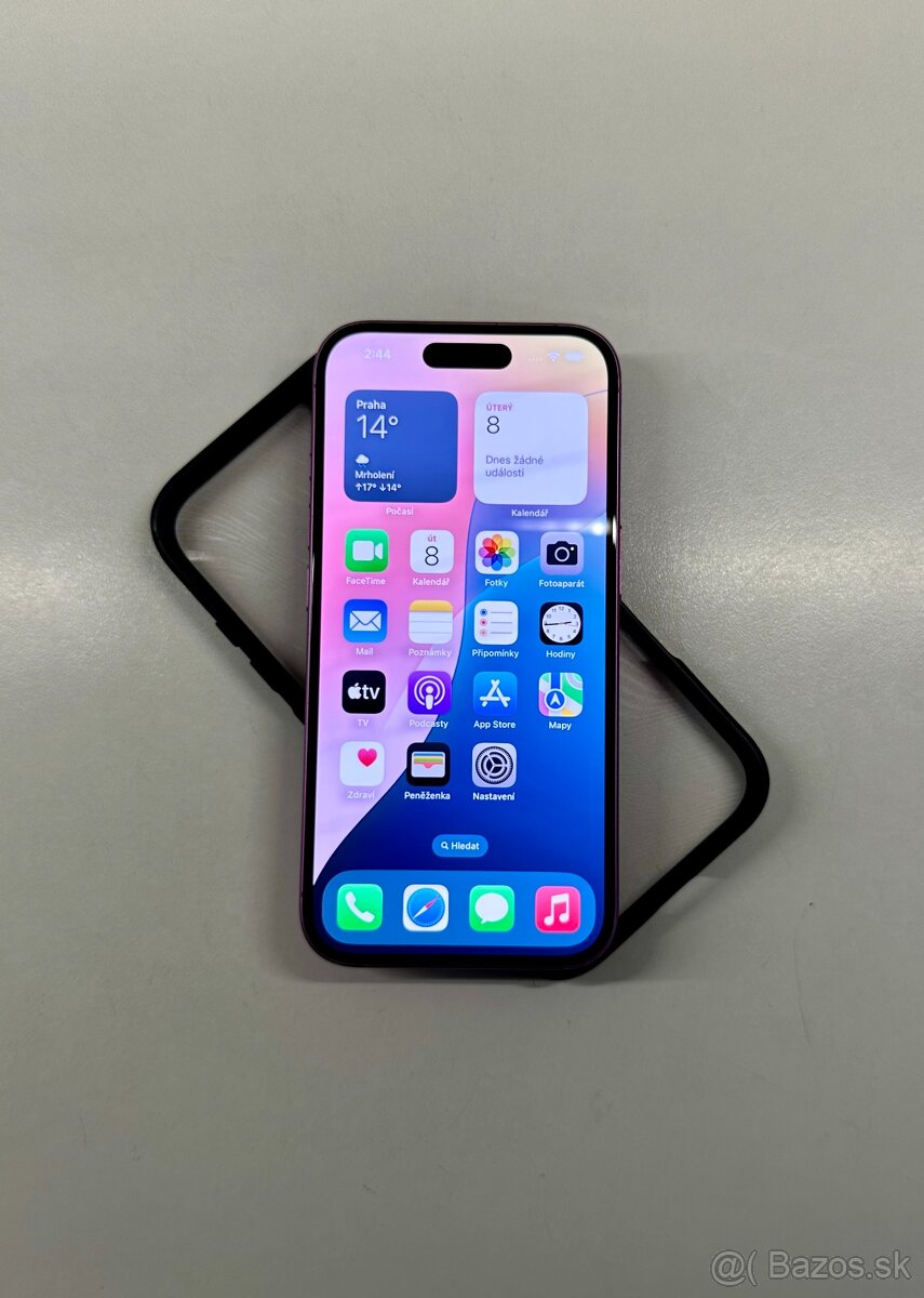 iPhone 16