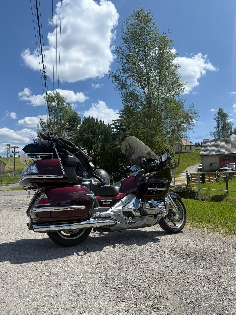 Honda GL1800Gold wing