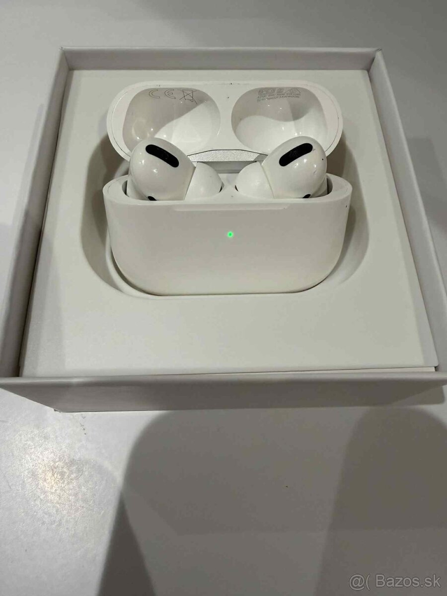Apple AirPods PRO