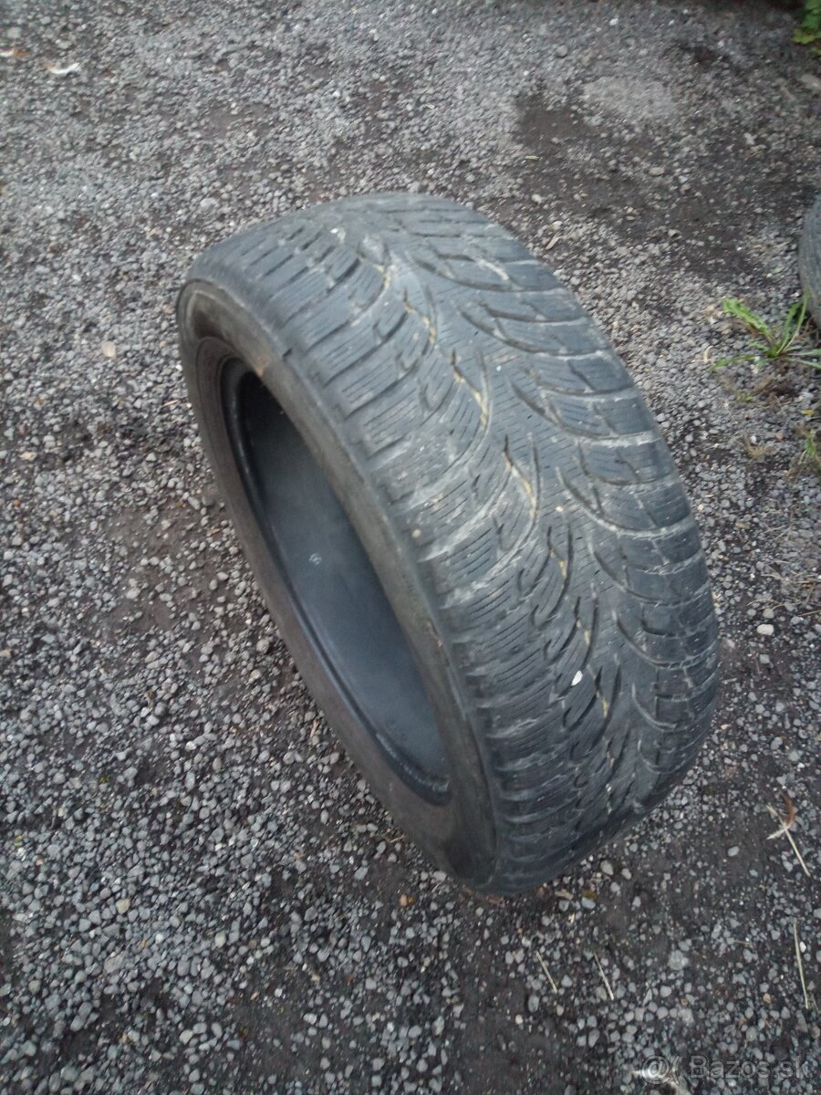 Predám 1ks zimná pneumatika Nokian 205/55R16