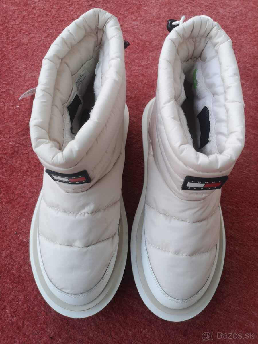 TOMMY HILFIGER dámske zimné topánky veľkosť 40