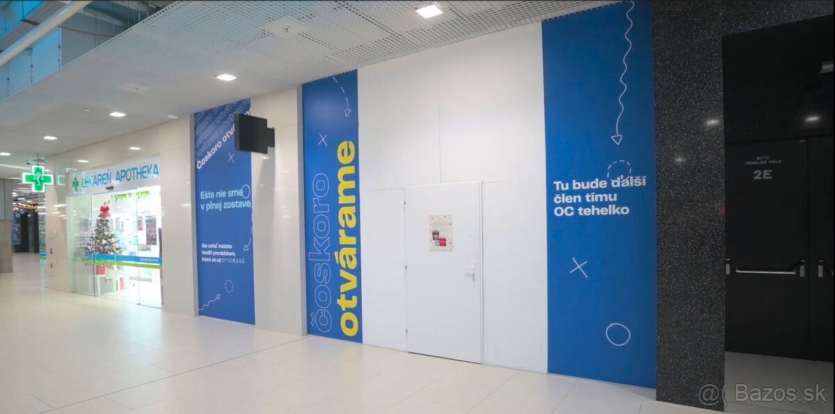 Atraktívny obchodný priestor v nákupnom centre, 100 m², Bajk