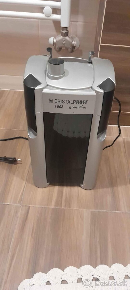 Predám 200l akvárium