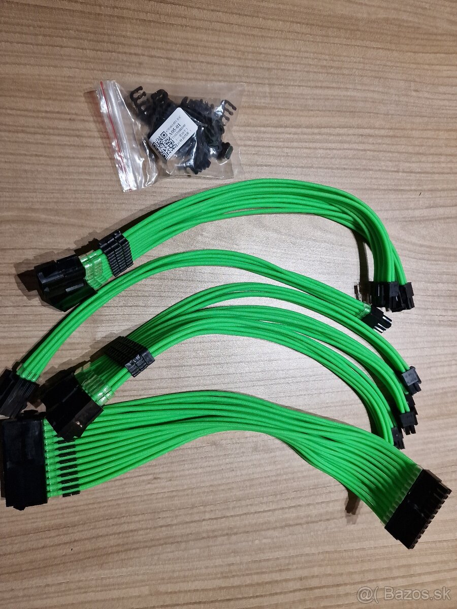 Zelene predlzovacie modding kable k PC Zdroju