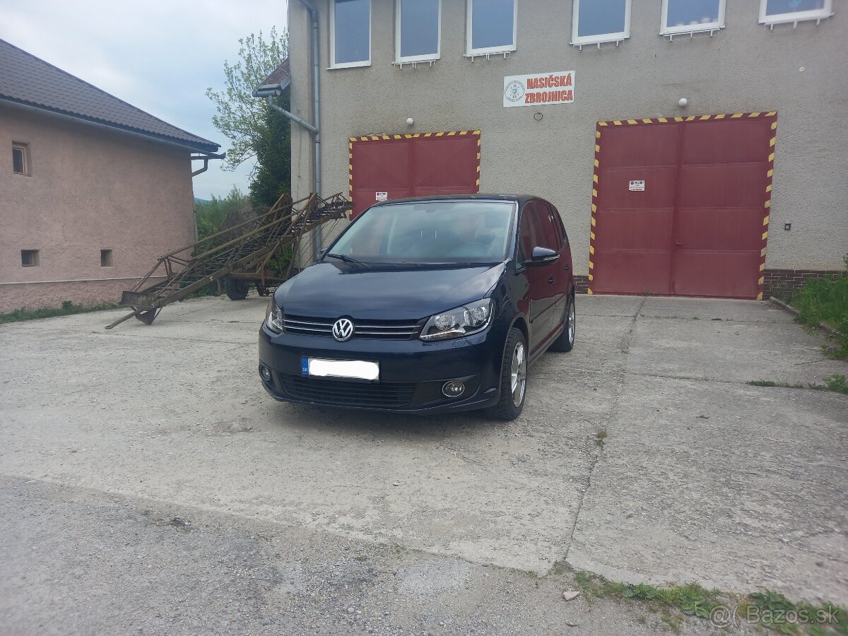 VW TOURAN 1.6 TDI 7 MIEST