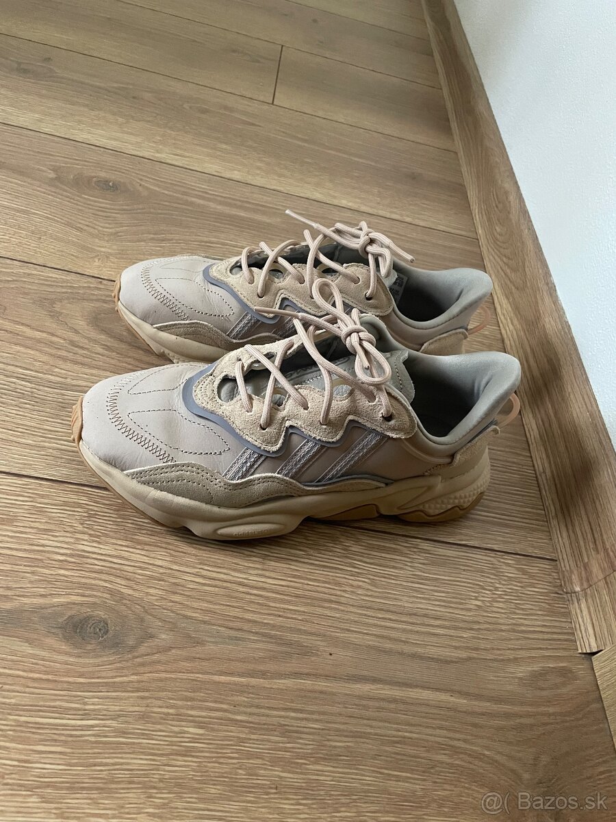 Adidas ozweego