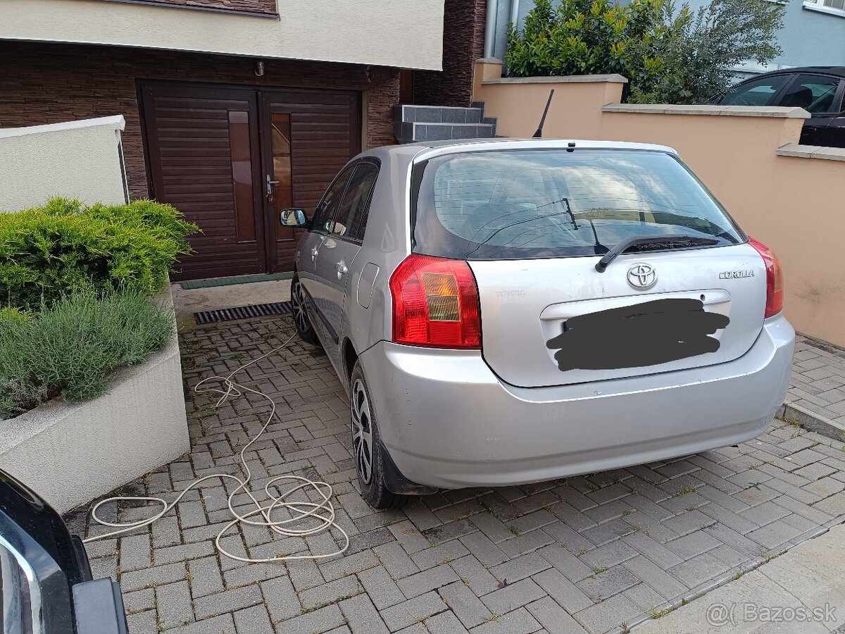 Toyota Corolla COROLLA E12U 1,4 VVT-i