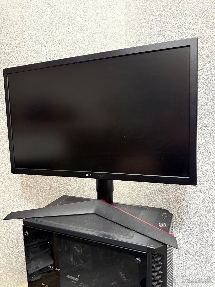 Herný 24” LG monitor | 144Hz | TOP stav