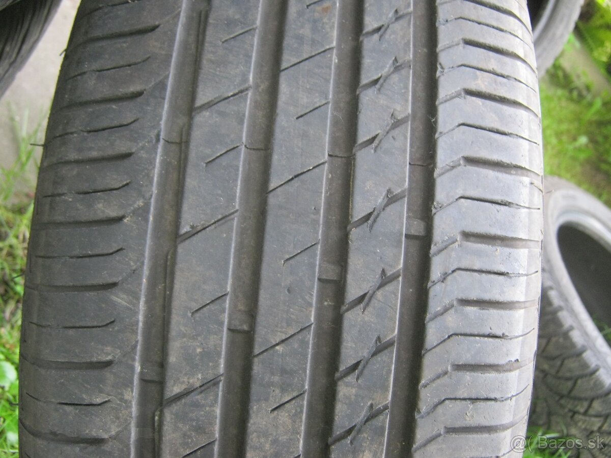 215/55R16
