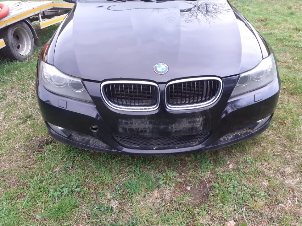 Predam komplet predok na BMW E90 facelift
