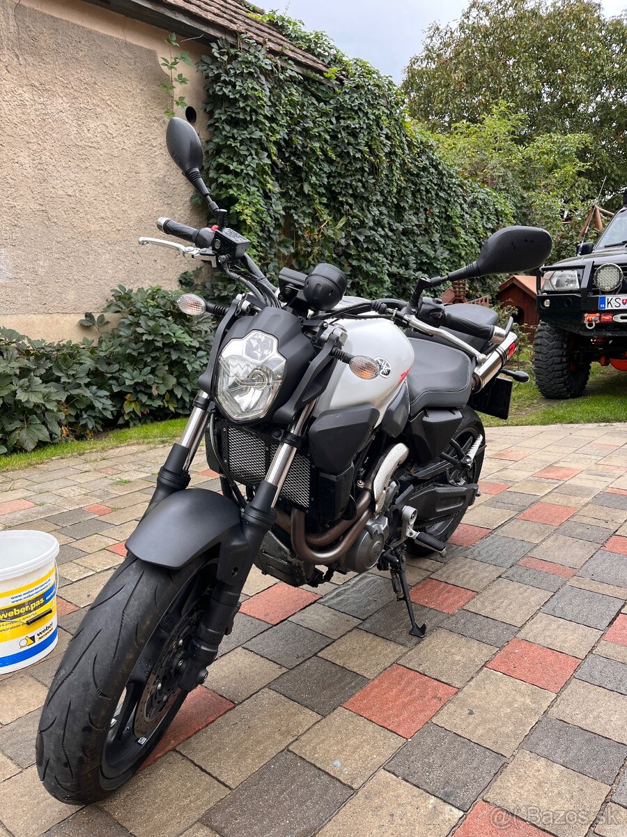 Yamaha Mt03