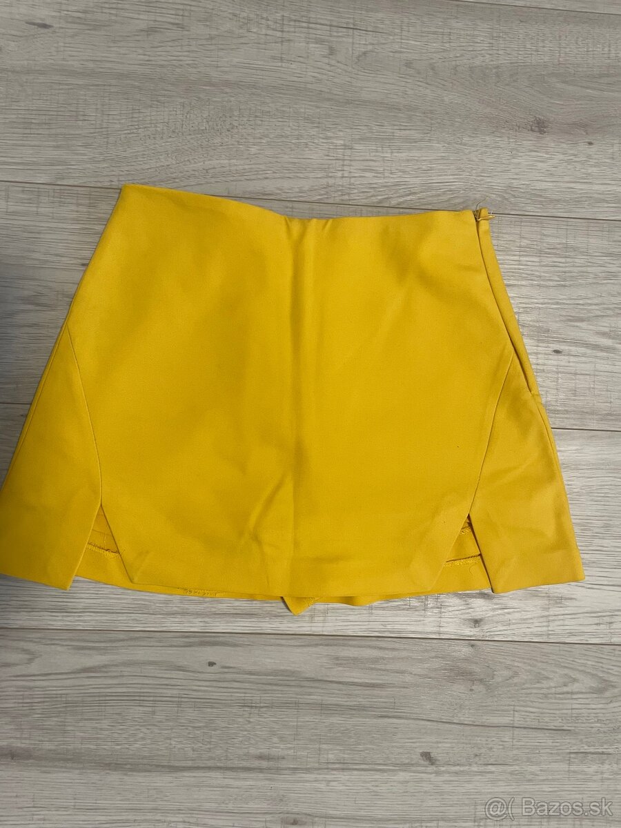 Zara suknokratasy