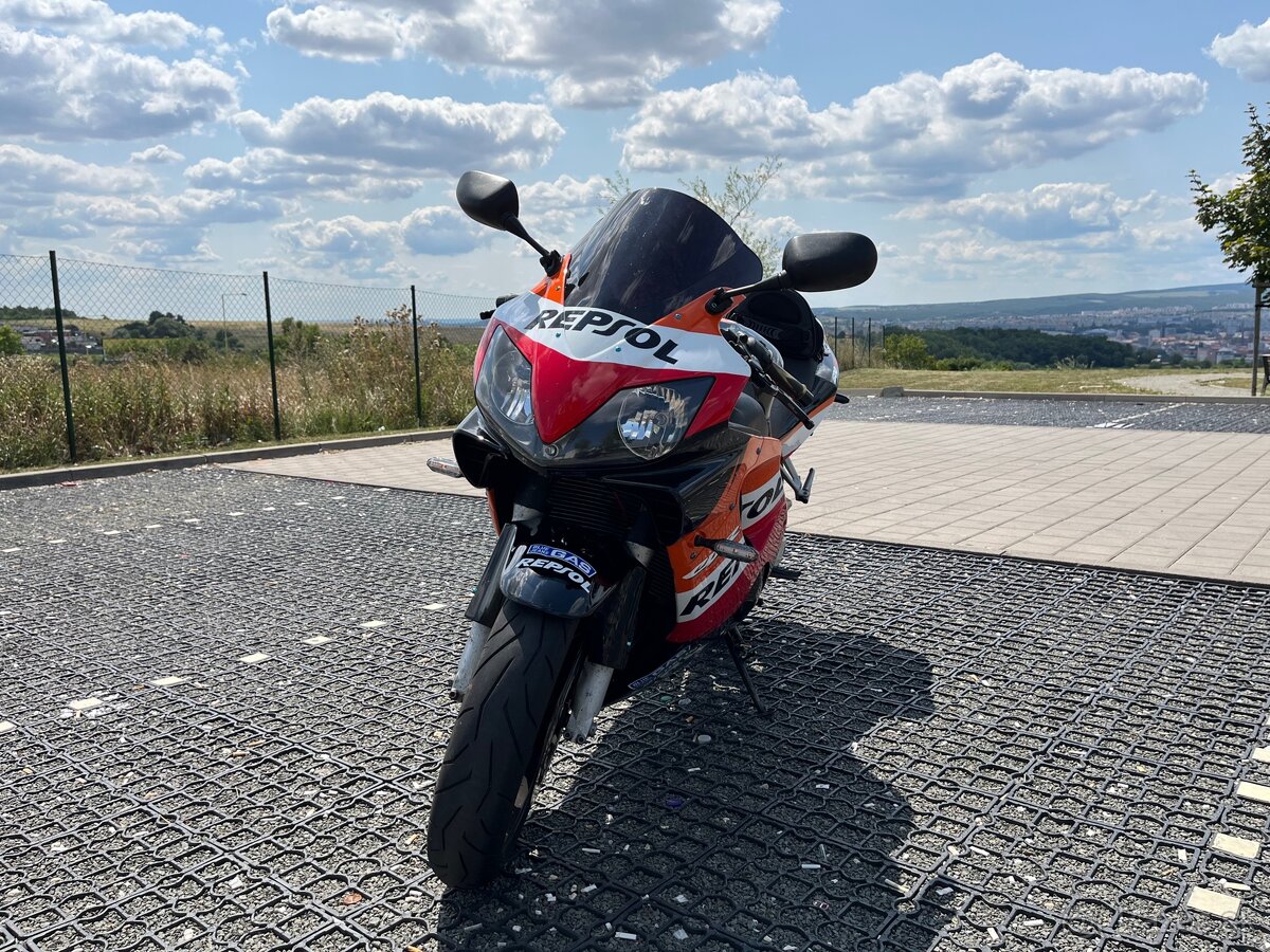 Honda CBR600 F4i
