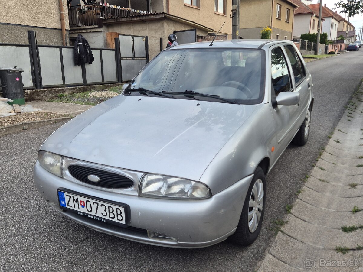 FORD FIESTA 1.8 D