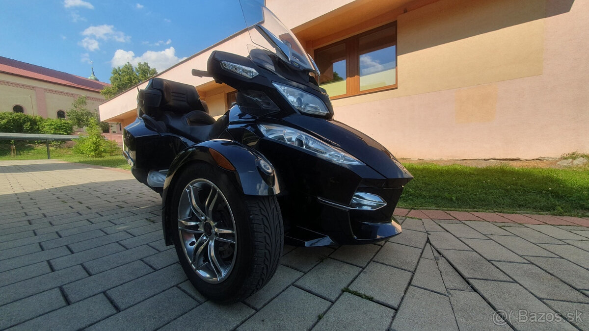 Predám Can-Am Spyder RT Bombardier 998cm3/71 kW