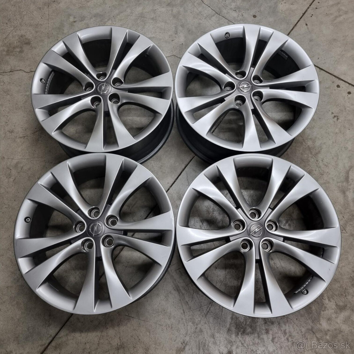 Hliníkové disky 5x120 R20 8,5J ET45