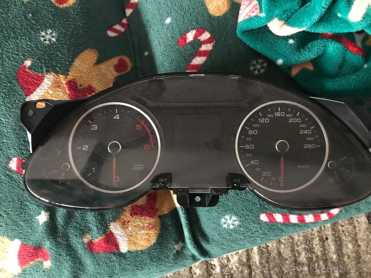 Budíky Audi a4 B8 B8,5 Audi q5 farebne budíky