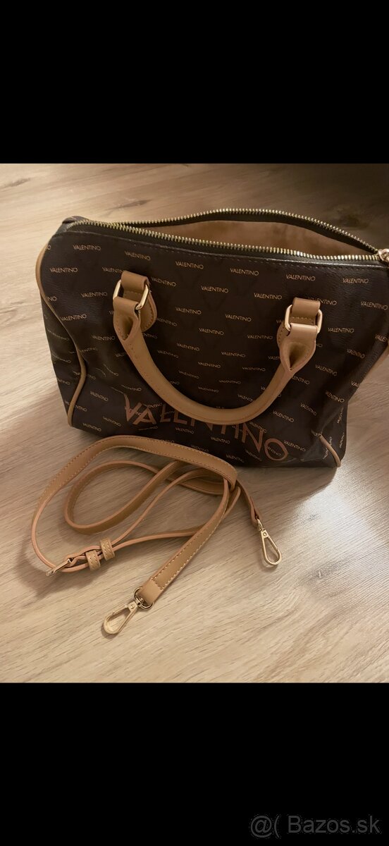Valentino kabelka