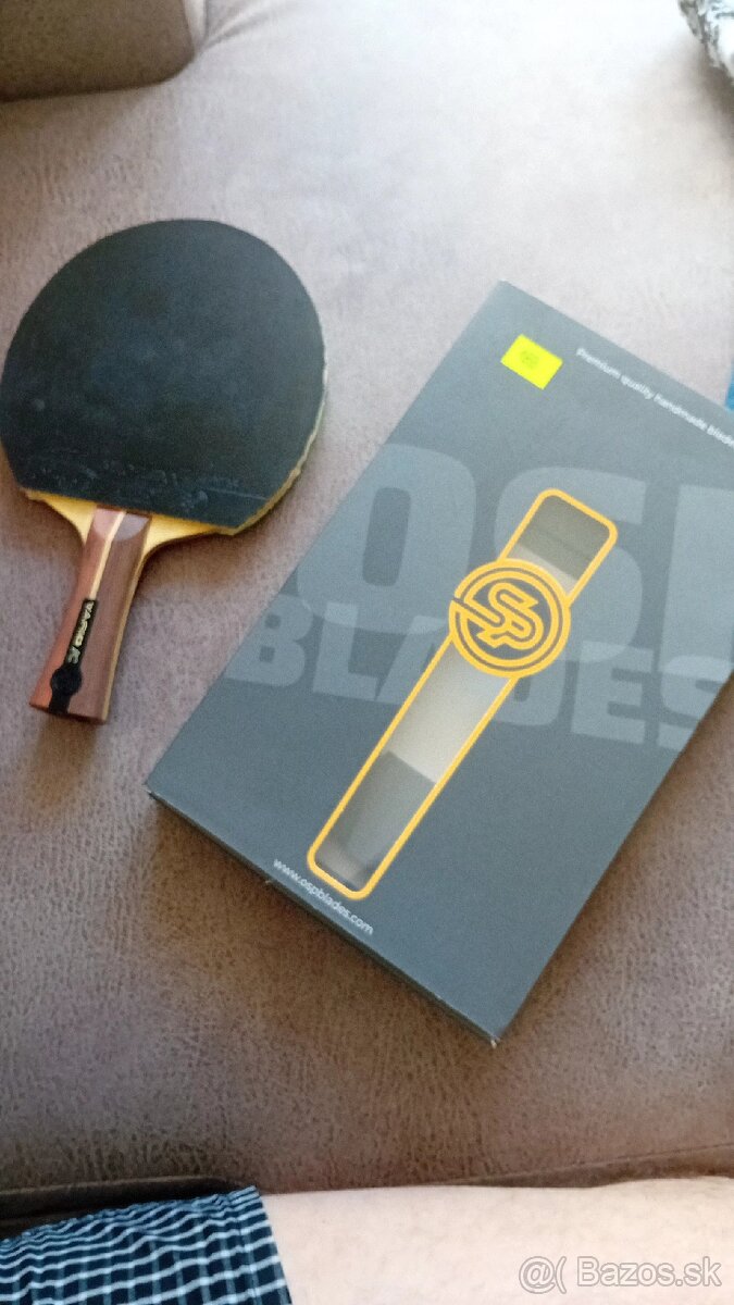 Predam profi raketu na stolny tenis