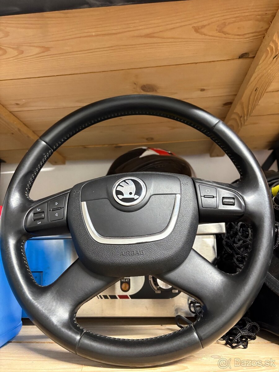 Skoda Superb 2 volant s airbagom