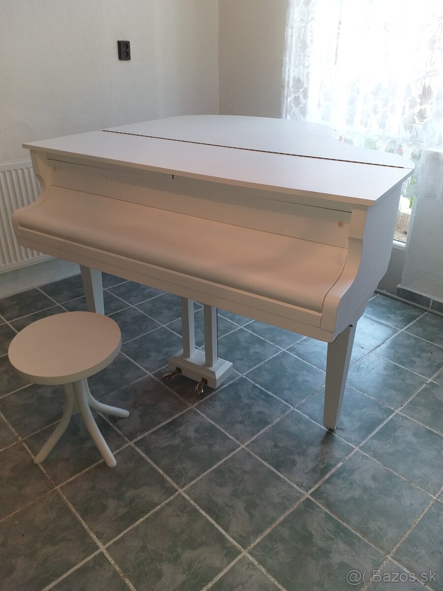 Predám koncertne  krídlo Scholze