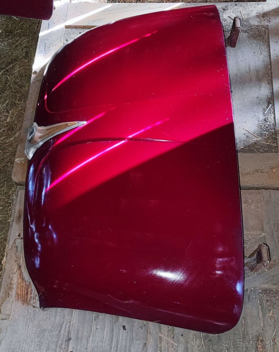 Predám RETRO kapotu Škoda Octavia 1958