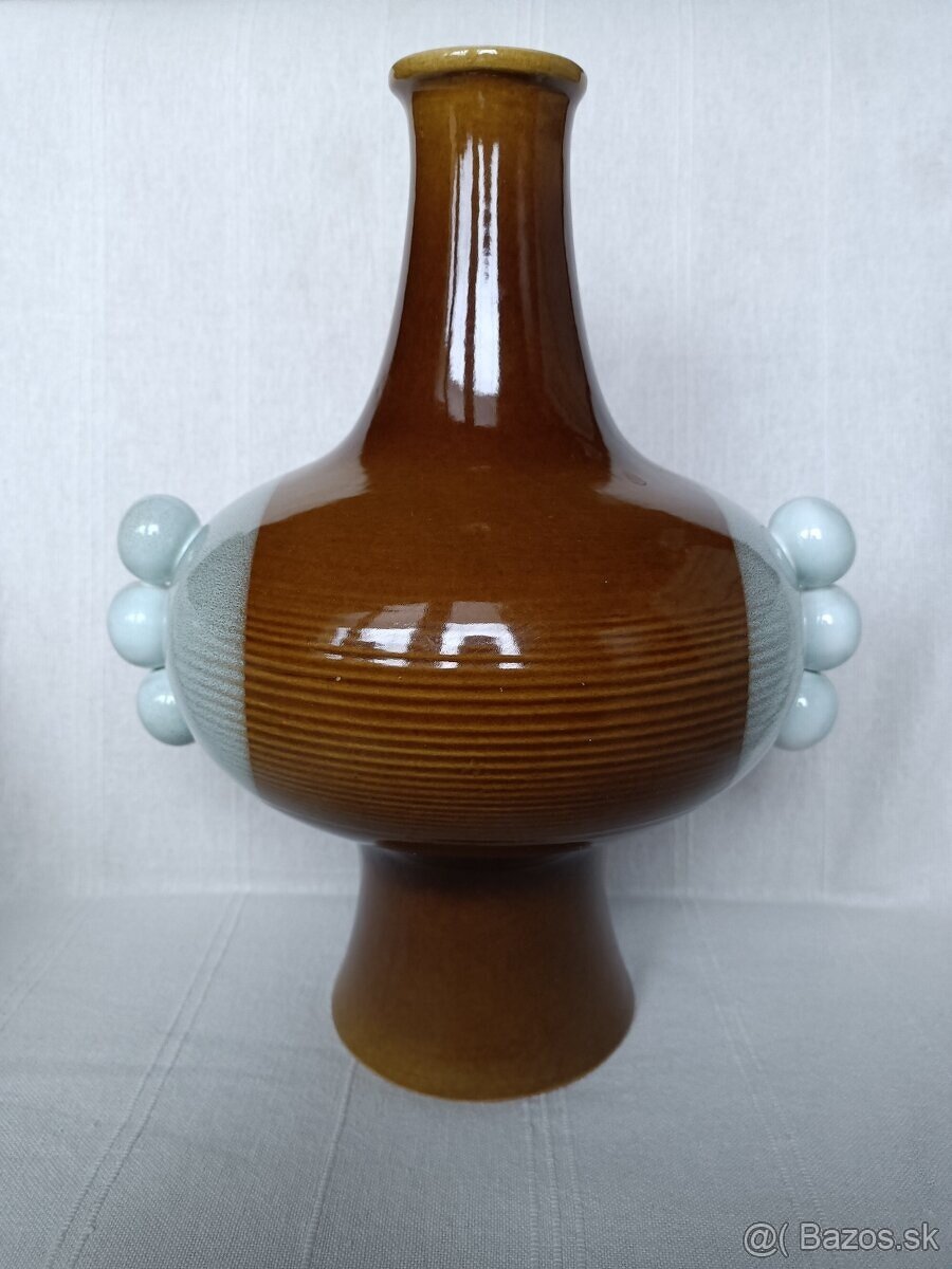 Keramická váza Kravsko