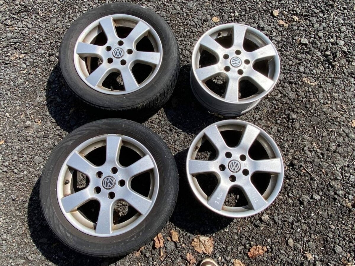 128. sada alu kola 205/55 r16 5x112 VW
