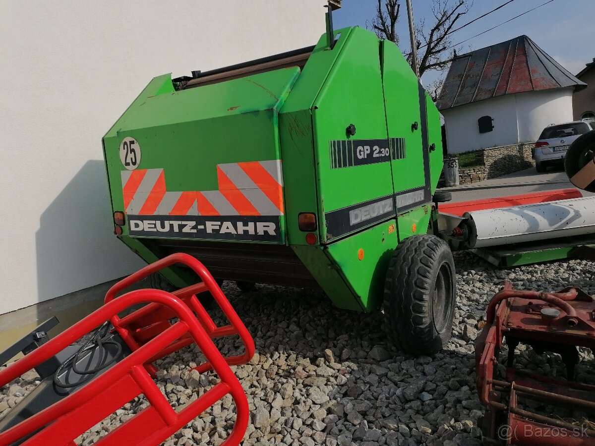 Predal lis na okrúhle balíky
