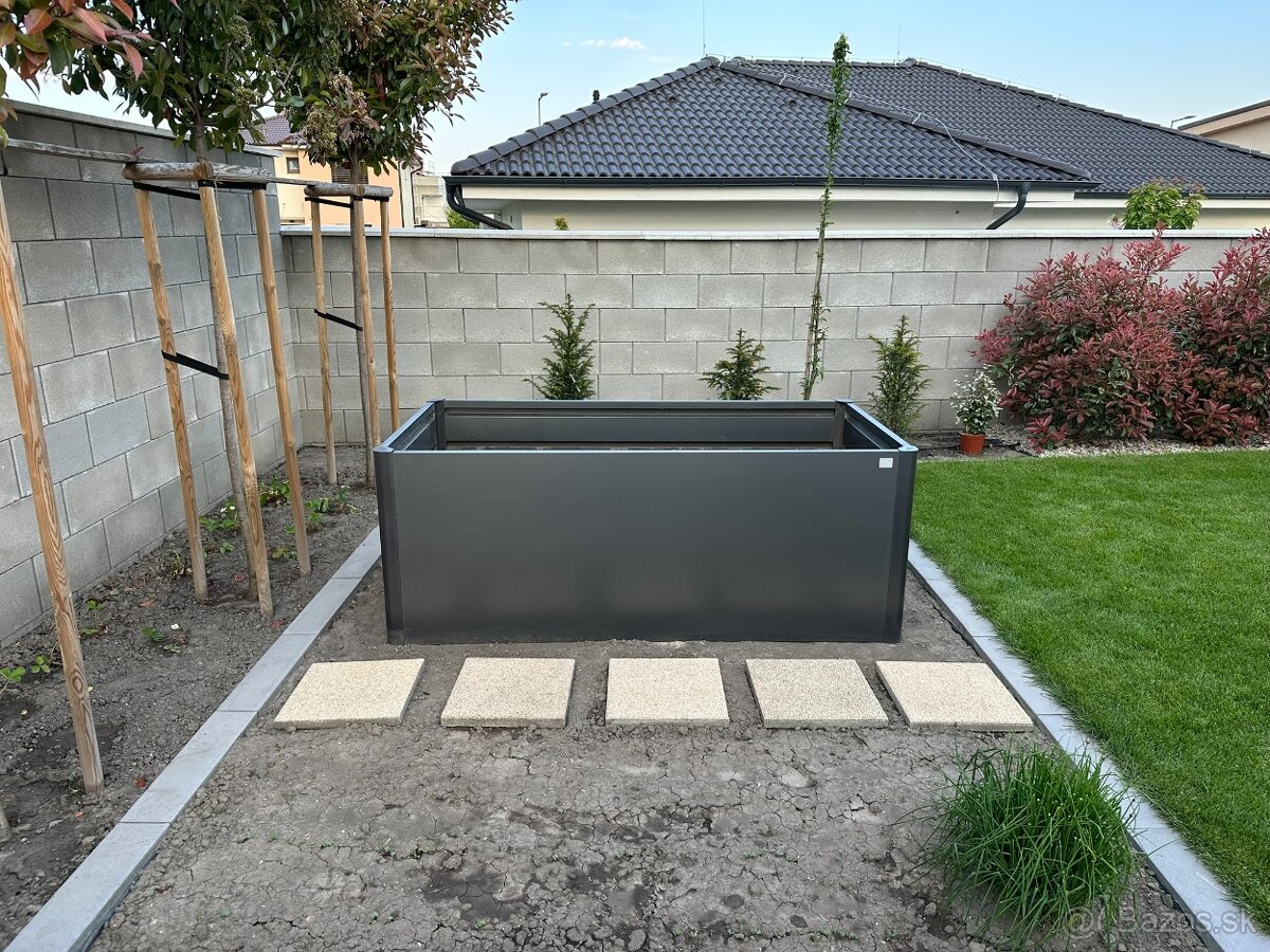 Biohort vyvýšený záhon 2 x 1, tmavo sivý
