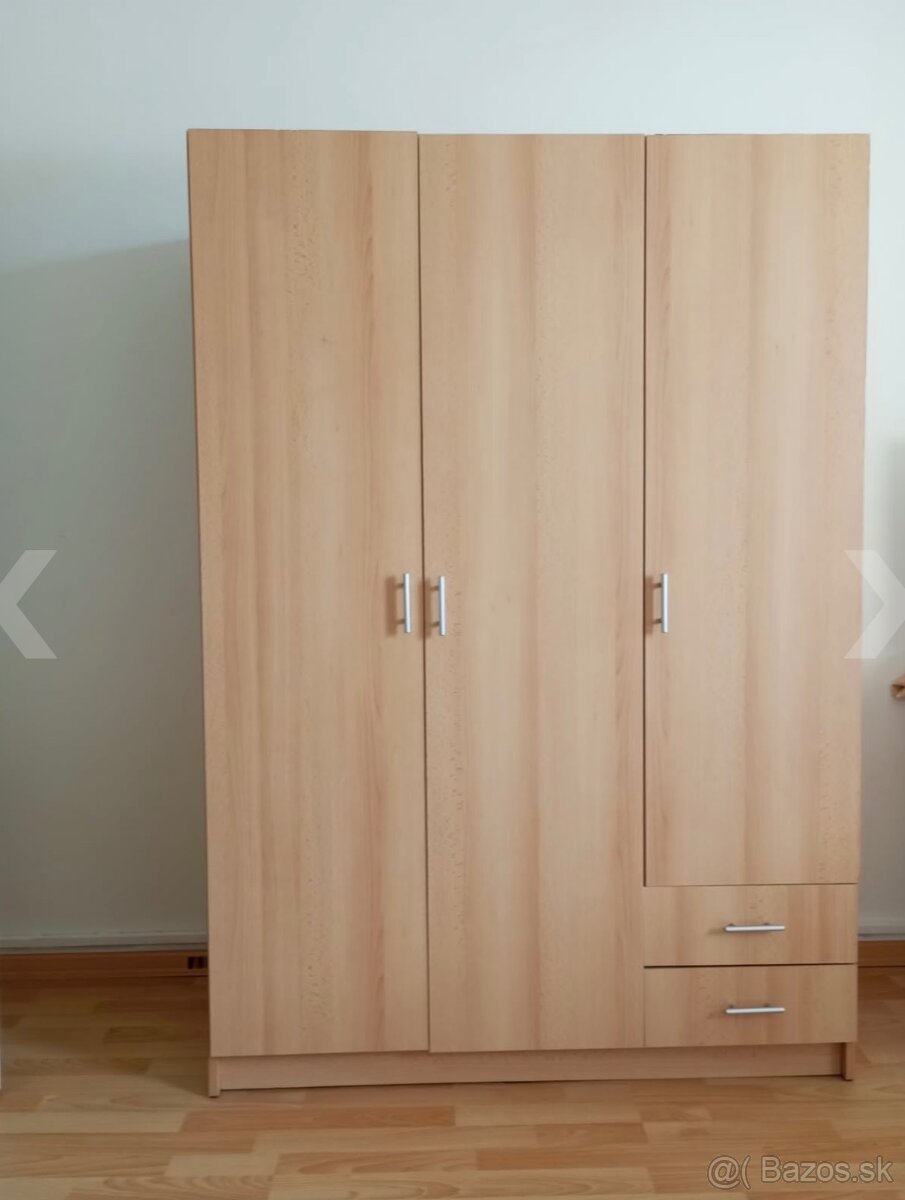 Skrina na predaj